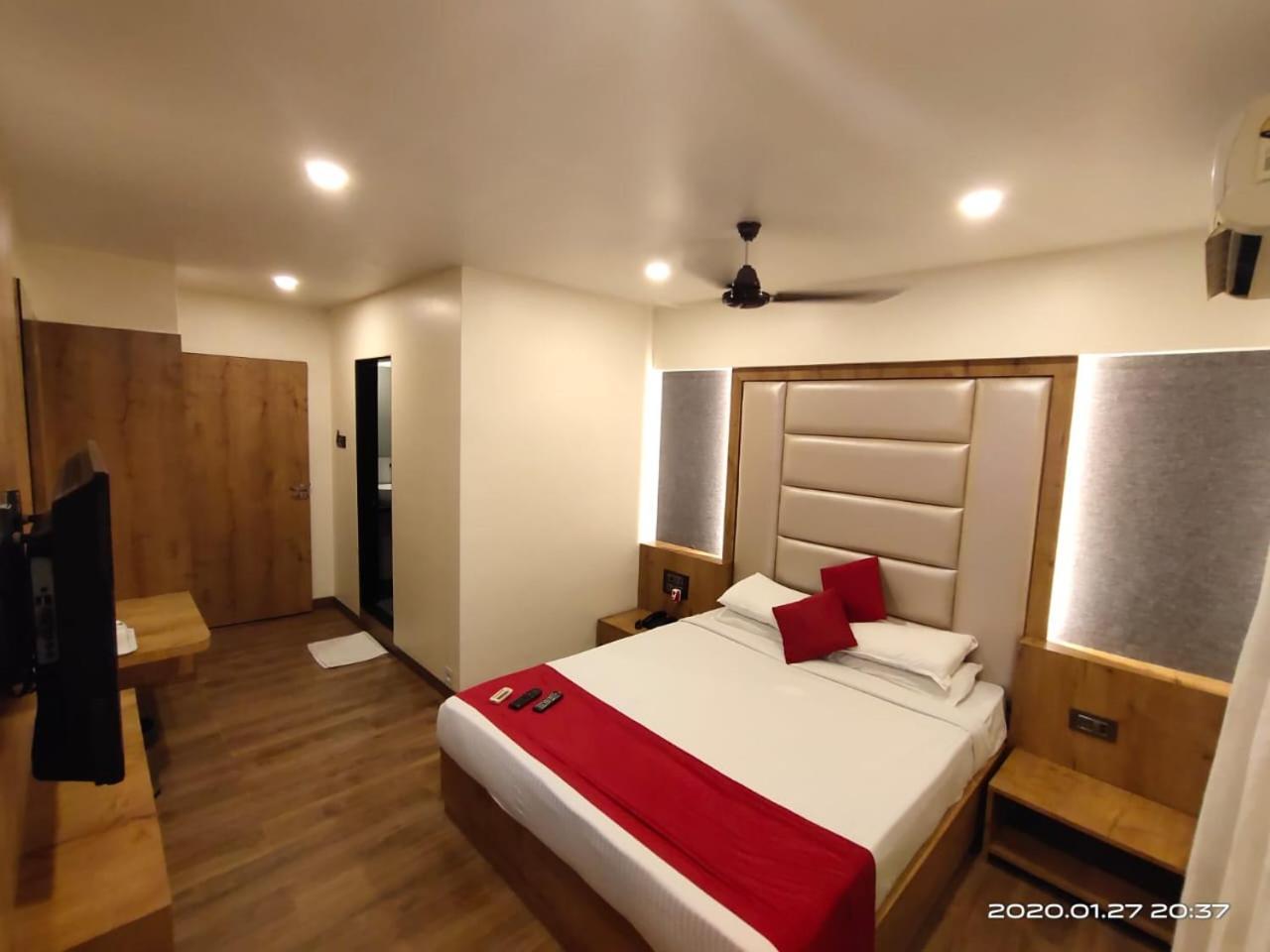 Hotel Heritage Dakshin Nova Bombaim Exterior foto